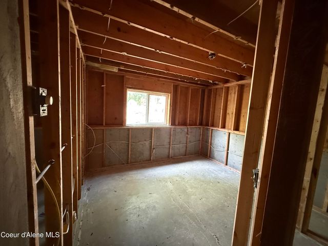 1920 E Meadow Ln, Post Falls, ID 83854