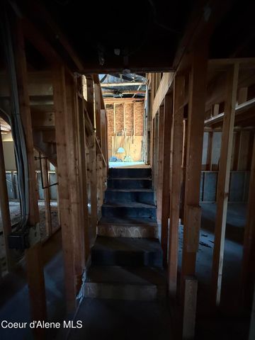 1920 E Meadow Ln, Post Falls, ID 83854
