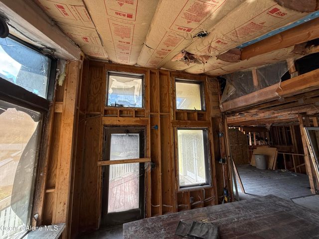1920 E Meadow Ln, Post Falls, ID 83854