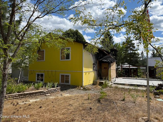 1920 E Meadow Ln, Post Falls, ID 83854