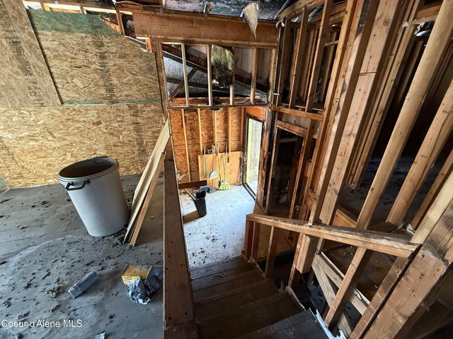 1920 E Meadow Ln, Post Falls, ID 83854