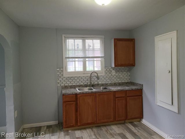 13247 Stoepel Street, Detroit, MI 48238