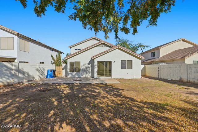 2061 E APPALOOSA Road, Gilbert, AZ 85296