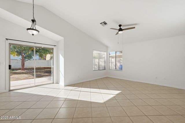 2061 E APPALOOSA Road, Gilbert, AZ 85296