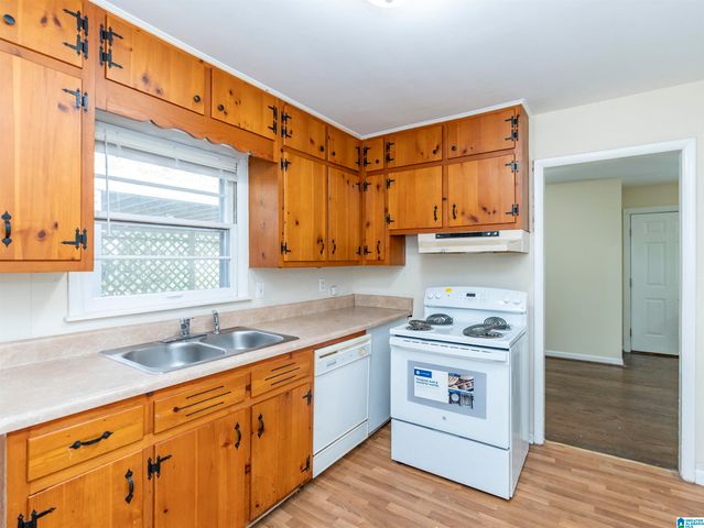 254 NE LAKE DRIVE CIRCLE, Birmingham, AL 35215