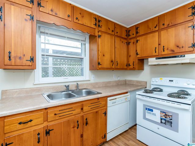 254 NE LAKE DRIVE CIRCLE, Birmingham, AL 35215