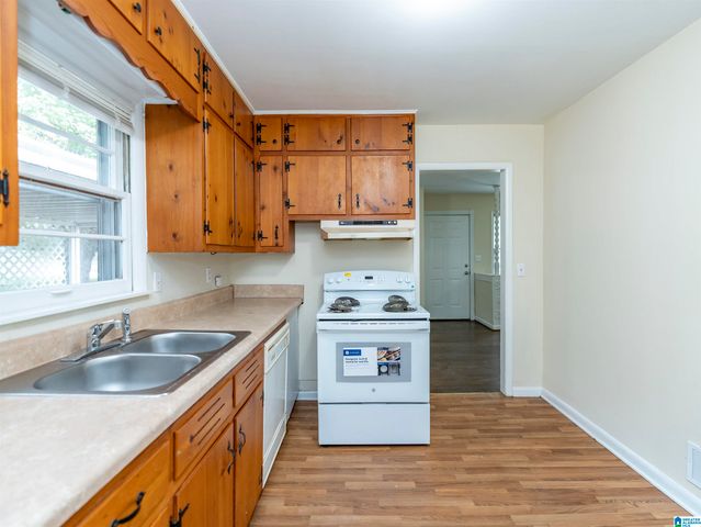 254 NE LAKE DRIVE CIRCLE, Birmingham, AL 35215