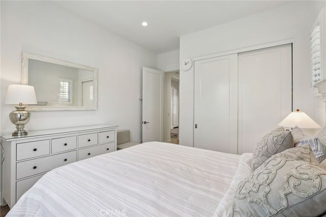 103 Villa Ridge, Irvine, CA 92602