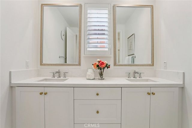 103 Villa Ridge, Irvine, CA 92602