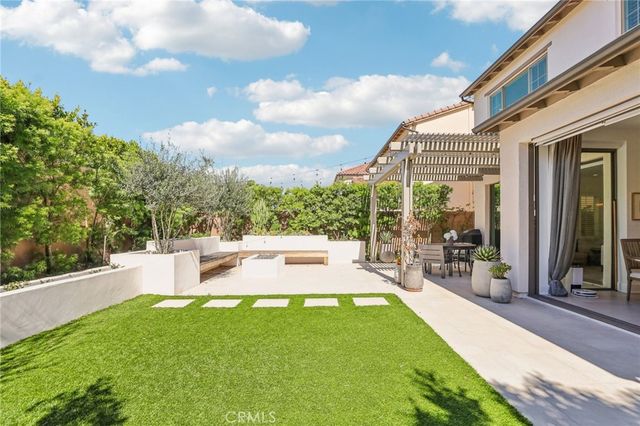 103 Villa Ridge, Irvine, CA 92602