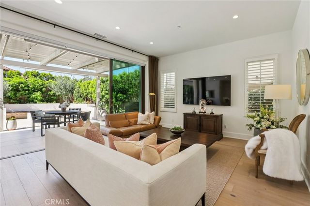 103 Villa Ridge, Irvine, CA 92602