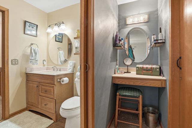 7215 Starling Drive, Schererville, IN 46375