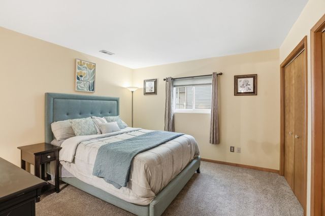 7215 Starling Drive, Schererville, IN 46375