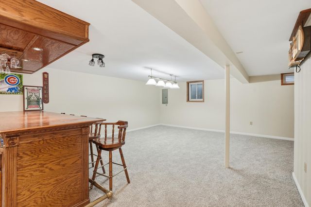 7215 Starling Drive, Schererville, IN 46375