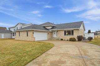 7215 Starling Drive, Schererville, IN 46375