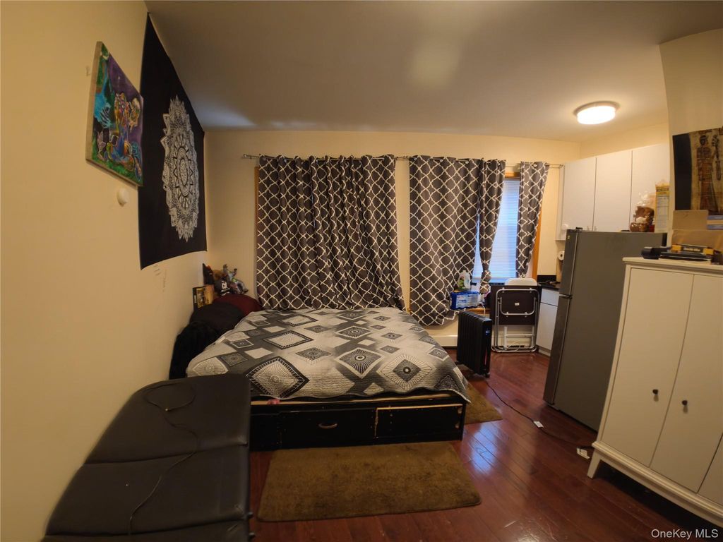 104-28 Jamaica Avenue, Richmond Hill, NY 11418 — photo 2