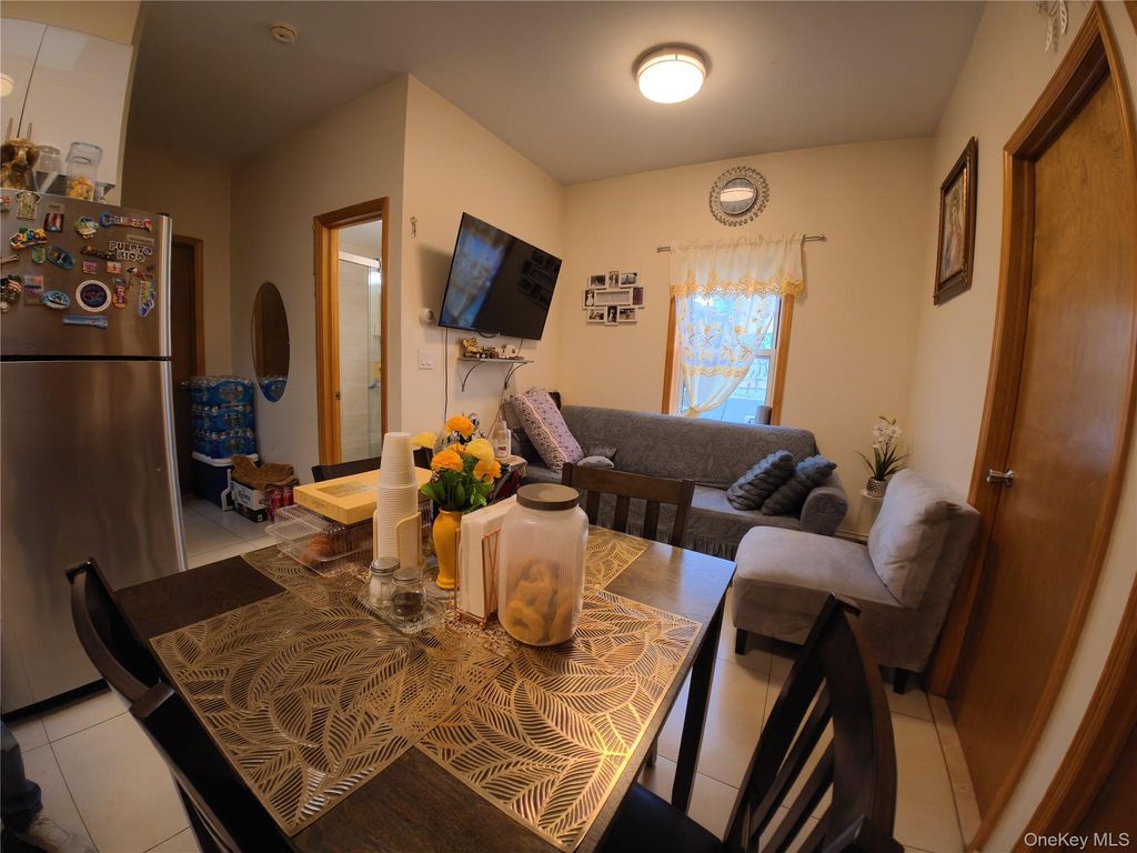 104-28 Jamaica Avenue, Richmond Hill, NY 11418 — photo 4