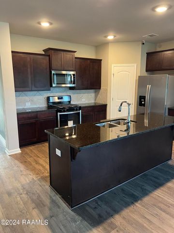 101 Abbeywood Court, Youngsville, LA 70592