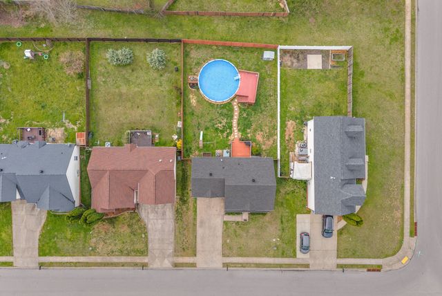 2820 Sharpie Drive, Clarksville, TN 37040