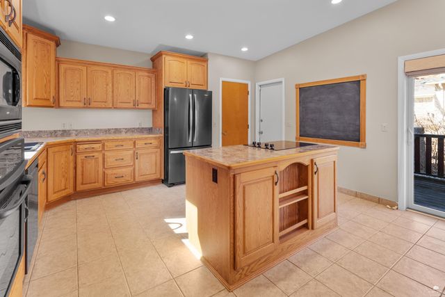 2806 Tatarrax Drive, Manhattan, KS 66502