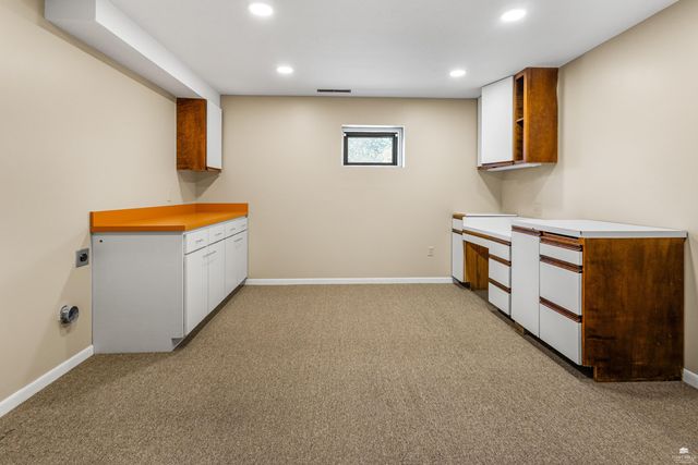 2806 Tatarrax Drive, Manhattan, KS 66502