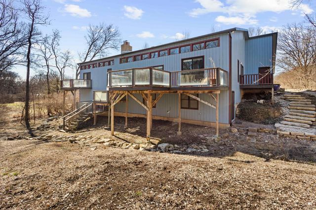 2806 Tatarrax Drive, Manhattan, KS 66502