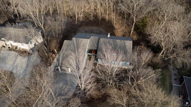 2806 Tatarrax Drive, Manhattan, KS 66502