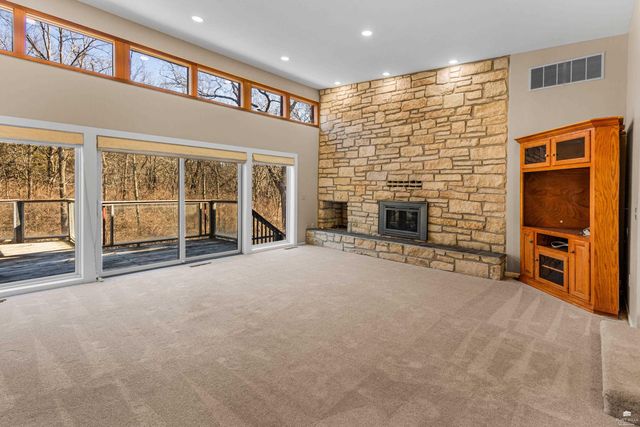 2806 Tatarrax Drive, Manhattan, KS 66502