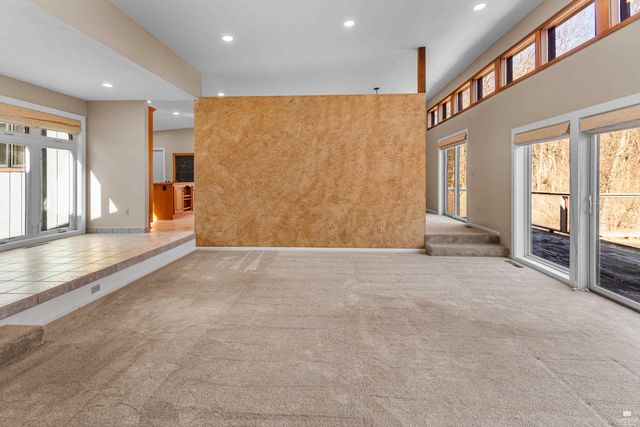 2806 Tatarrax Drive, Manhattan, KS 66502