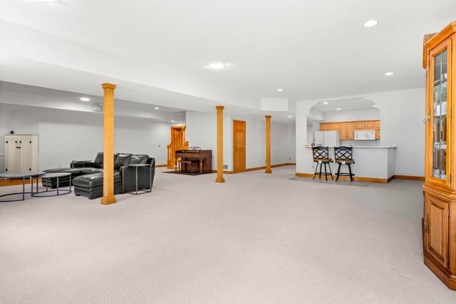 120 Castleridge Drive, Battle Creek, MI 49015