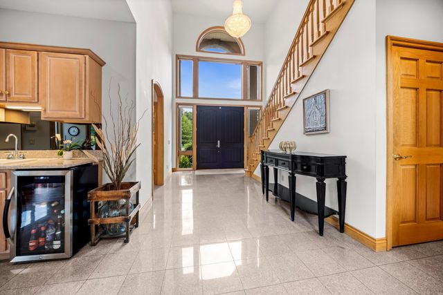 120 Castleridge Drive, Battle Creek, MI 49015