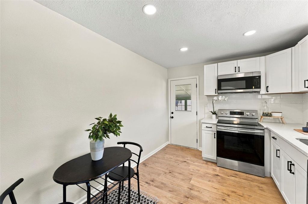 Image 9 of property listing at 5405 S 79TH STREET, Tampa, FL 33619