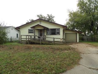 1607 W Blake St, Wichita, KS 67217