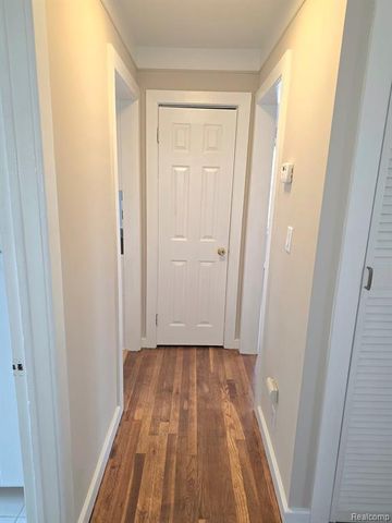 19969 Indian, Redford, MI 48240