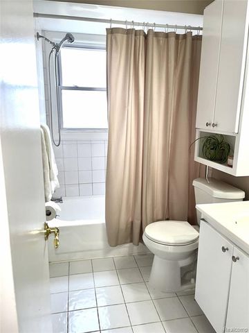 19969 Indian, Redford, MI 48240