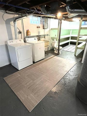 19969 Indian, Redford, MI 48240