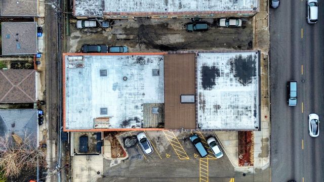 4128 W Belmont Avenue, Chicago, IL 60641