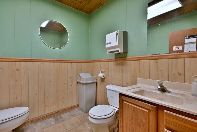 4128 W Belmont Avenue, Chicago, IL 60641