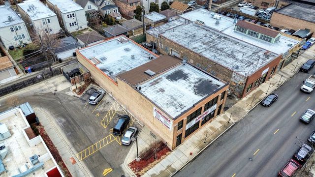 4128 W Belmont Avenue, Chicago, IL 60641