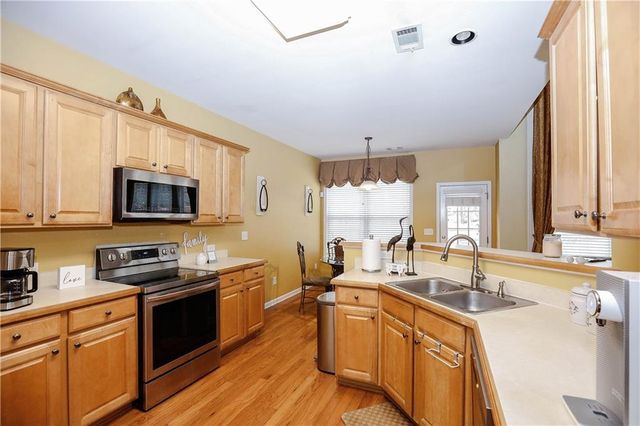 4026 Kingsley Park Court, Peachtree Corners, GA 30096