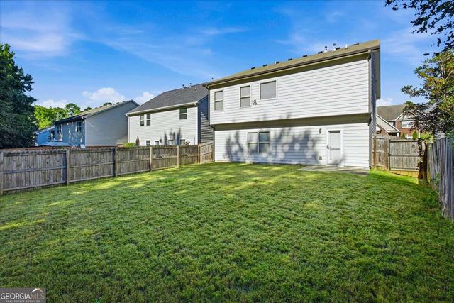 180 Pebblefield Trace, Lawrenceville, GA 30045