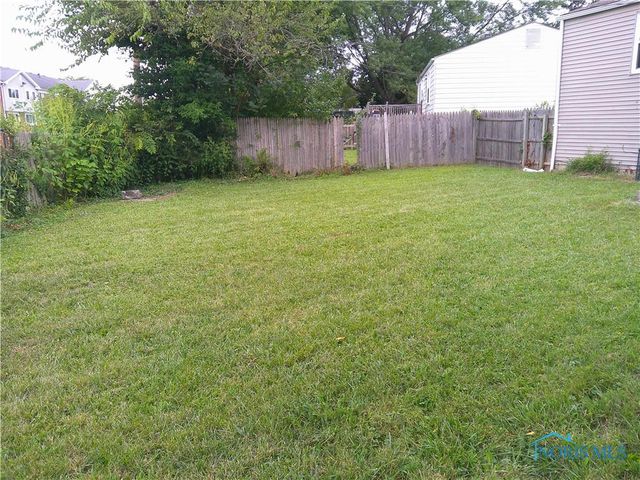 4415 Cape Lane, Toledo, OH 43615