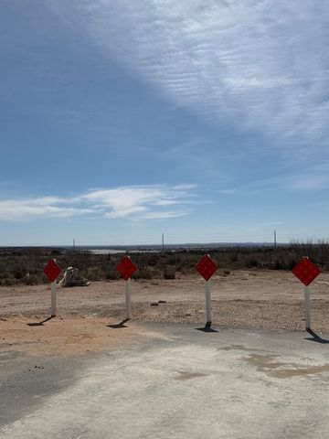 6025 Vista Del Sol Drive, San Angelo, TX 76904