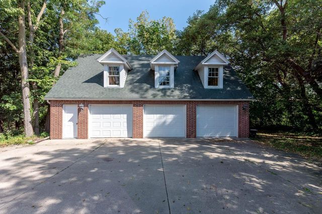 601 Baker Avenue, Mankato, MN 56001