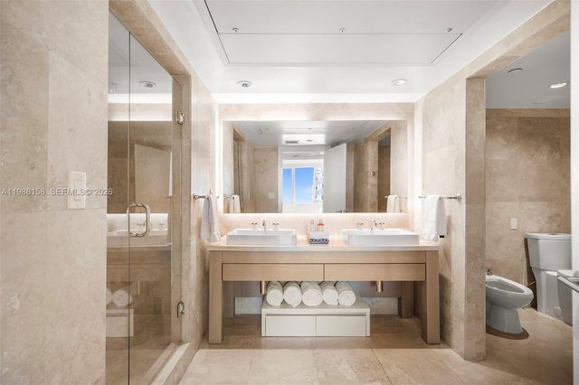 102 24th St 1040, Miami Beach, FL 33139