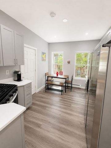29 Lambert St 4, Boston, MA 02119