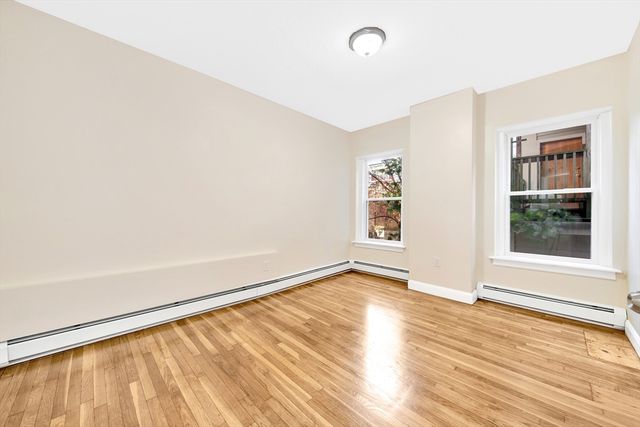 29 Lambert St 4, Boston, MA 02119