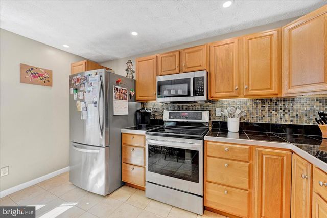 1001 LAKE FRONT DR, Edgewood, MD 21040