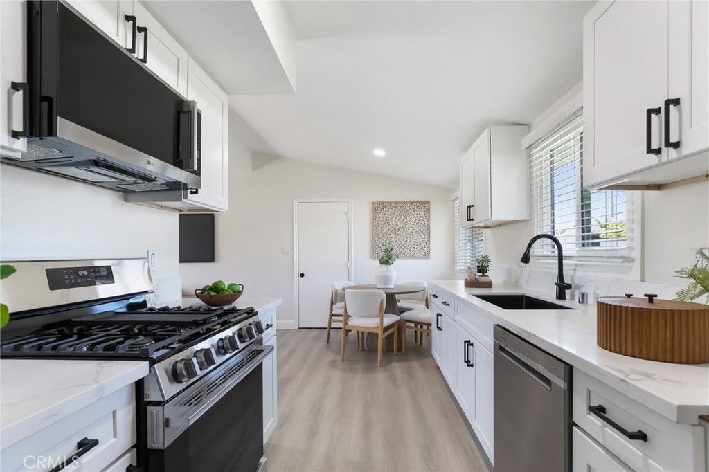 2037 W Arbor, Orange, CA 92868 — photo 5
