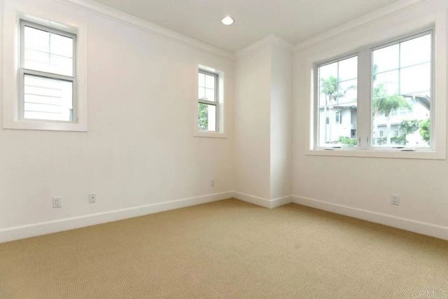 7720 Ivanhoe Avenue, La Jolla, CA 92037